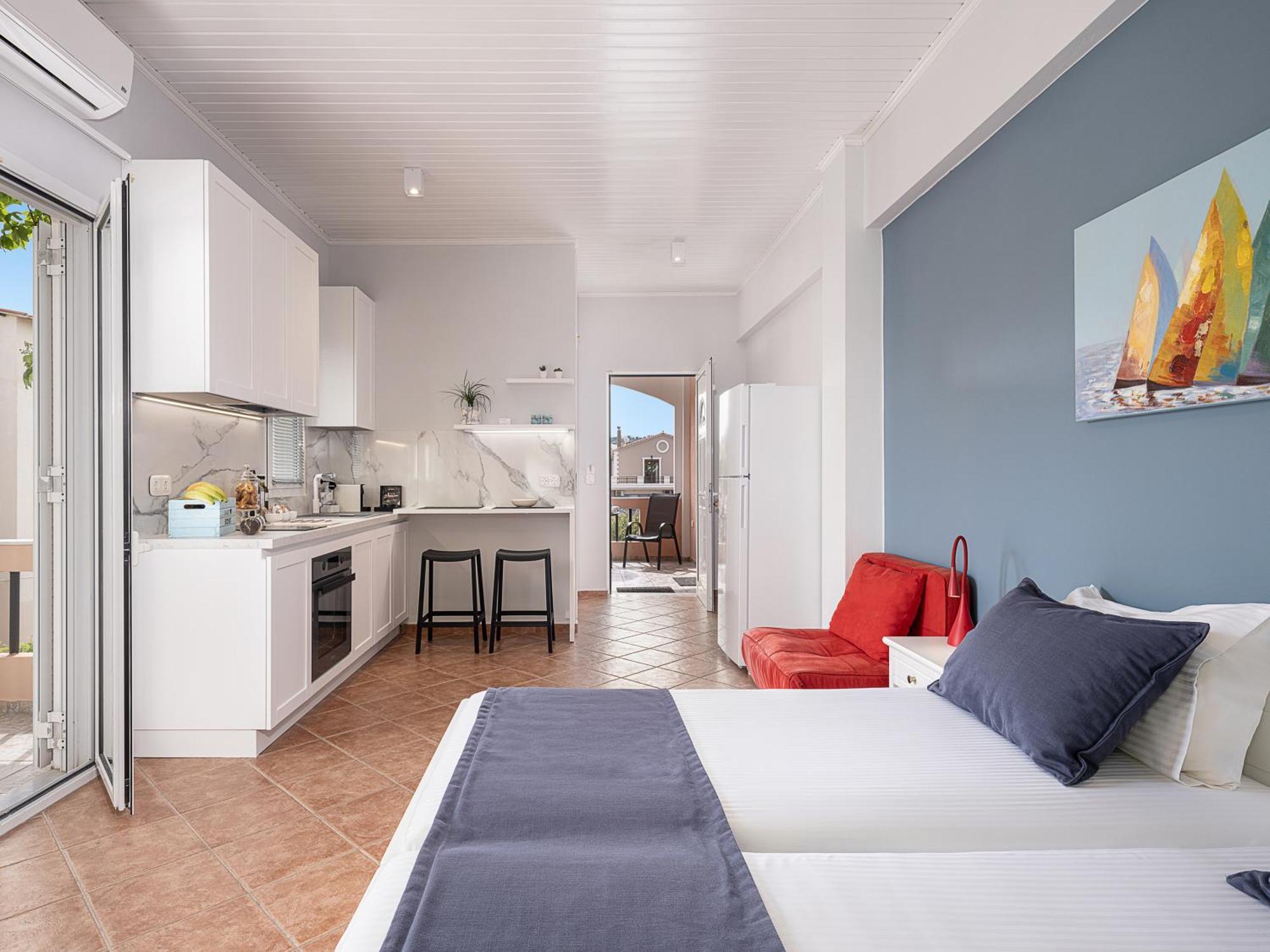 Elena Seafront Luxury Apartments Almirída Ngoại thất bức ảnh