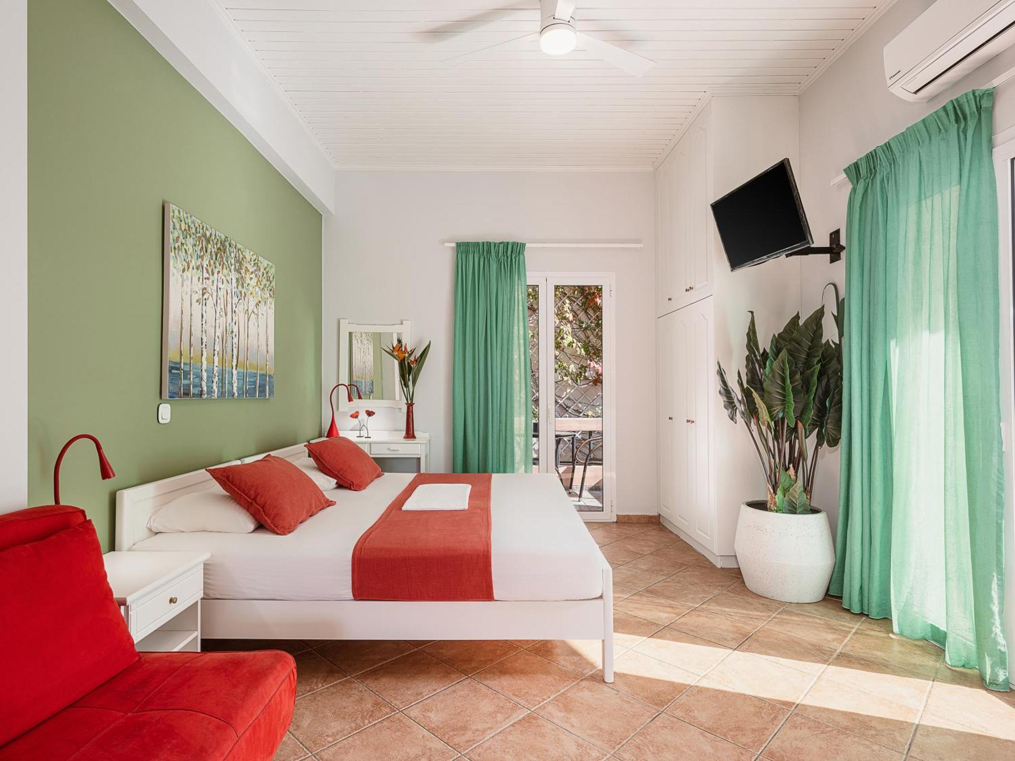 Elena Seafront Luxury Apartments Almirída Ngoại thất bức ảnh
